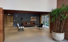 Loft bem localizado com vaga de garagem